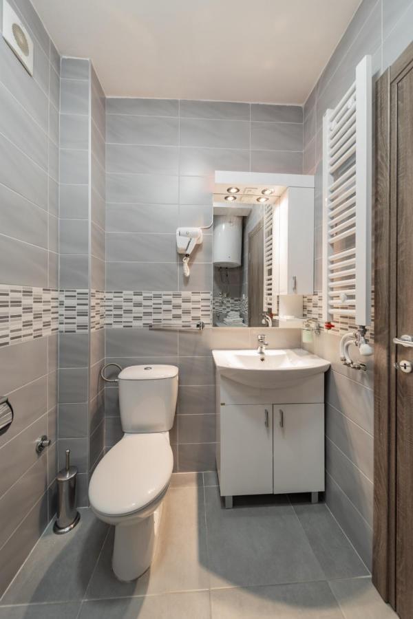 Port 1 Apartment Belgrade Exterior photo